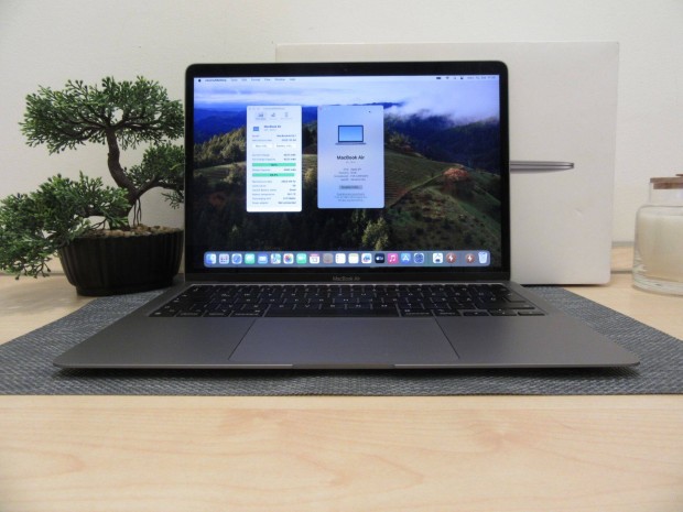 Apple Retina Macbook Air 13 M1 - 2020 2022-es gyrts - Karcmentes