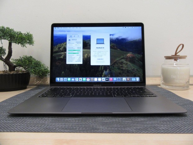 Apple Retina Macbook Air 13 - 2020 - Hasznlt, megkmlt llapot