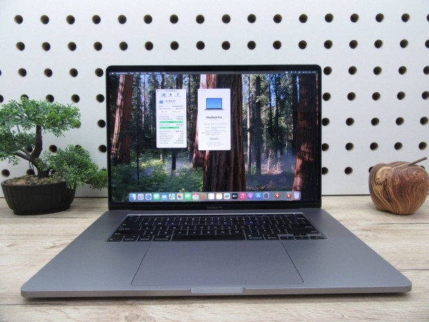 Apple Retina Macbook Pro 16 Touchbar - 2019 - Hasznlt, megkmlt