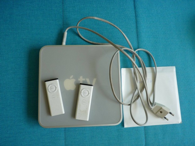 Apple TV 1. genercis elad Model No: A1218, TM and c 2007