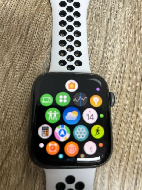 Apple Watch 4 44MM , j, 100% AKKU, zletbl