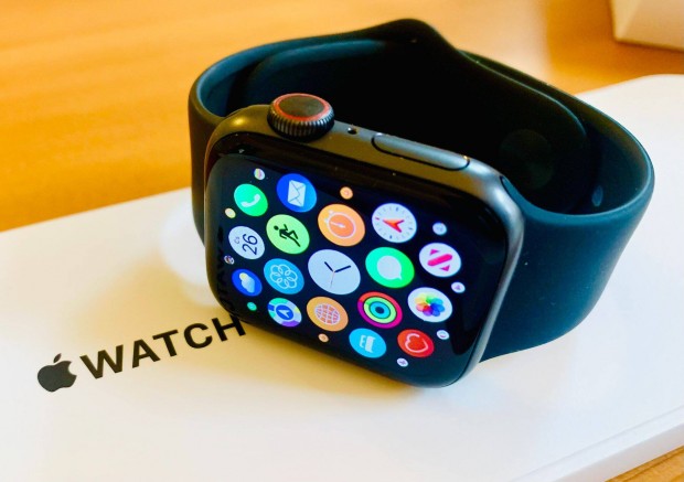 Apple Watch 6, Midnight, 44mm, Gps+Cellular ( esim ) fggetlen, 85% ak
