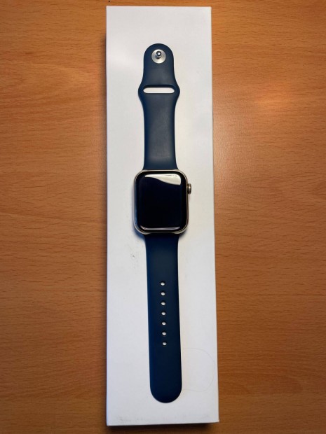Apple Watch 7 45mm arany rozsdamentes acl hibtlan!