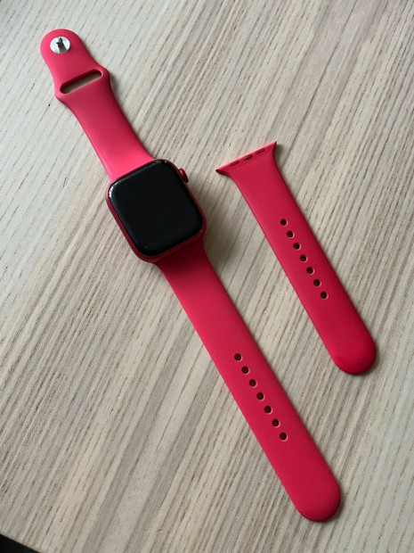 Apple Watch 8 | 45mm | GPS+LTE | RED | 86% akku