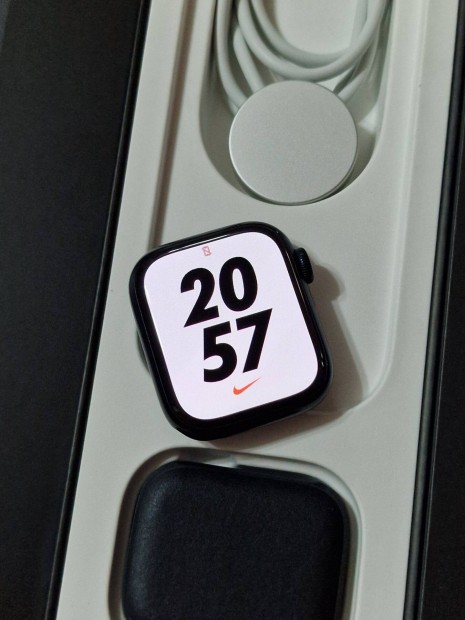 Apple Watch Nike 7, GPS, Cellular