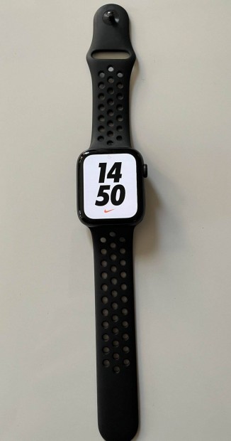 Apple Watch Nike SE 44mm Aluminium