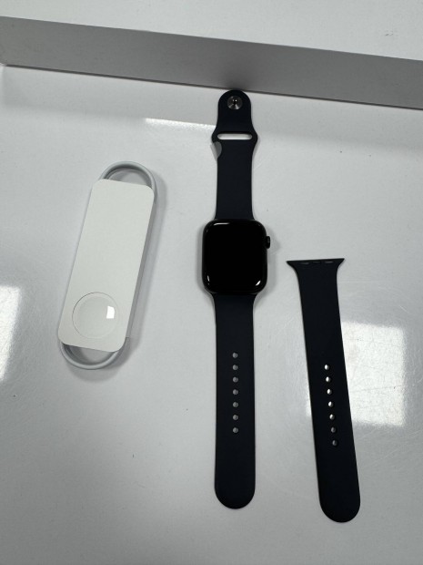 Apple Watch S8 45mm GPS Hibtlan