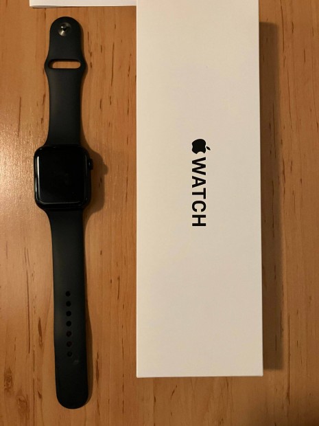 Apple Watch SE 2023 GPS 44 mm - garancival