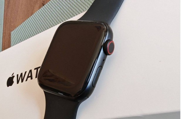 Apple Watch SE 2. gen Gps + Cellular - Fggetlen - Csere is lehet