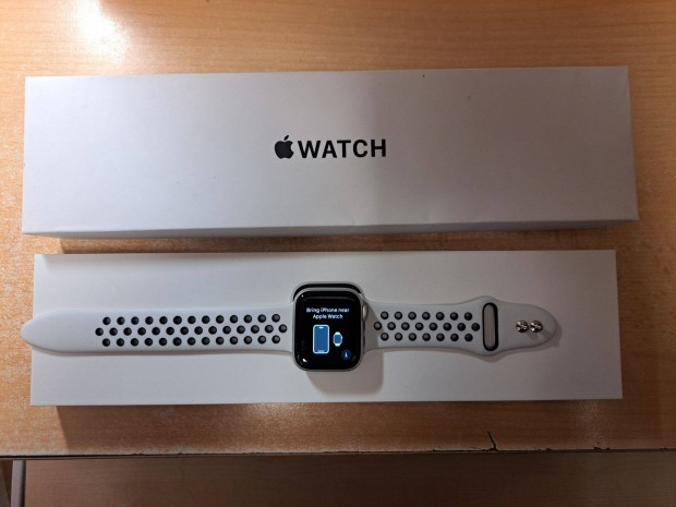 Apple Watch SE 40mm GPS Okosra Silver Garis !