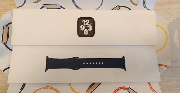 Apple Watch SE 44mm ezst alumnium tok, viharkk sport szj
