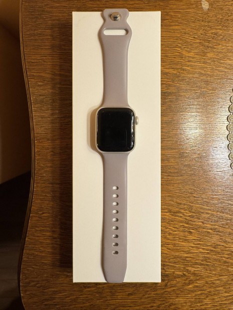 Apple Watch SE (2022) 2nd gen. 40mm silver