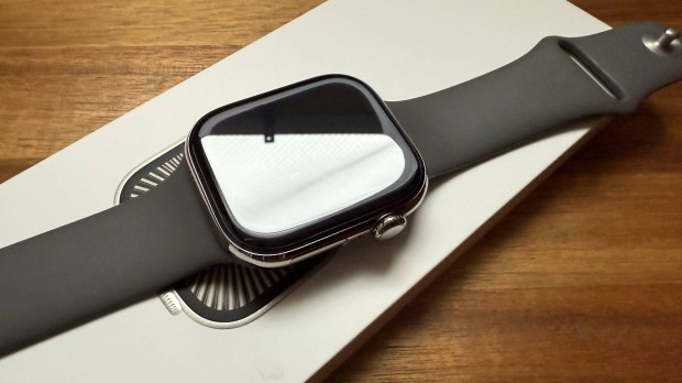 Apple Watch Series 10 46mm Natural Titanium