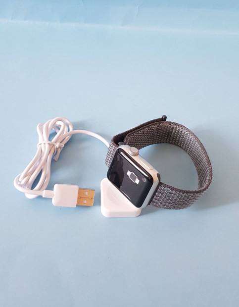 Apple Watch Series 3 38mm LTE ezst szn okosra elad!