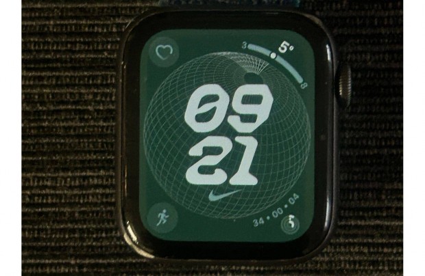 Apple Watch Series 5. 44 MM