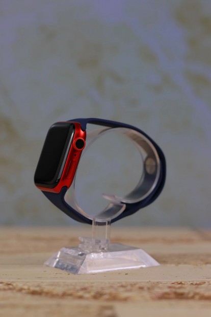 Apple Watch Series 6  Red - 94% akku