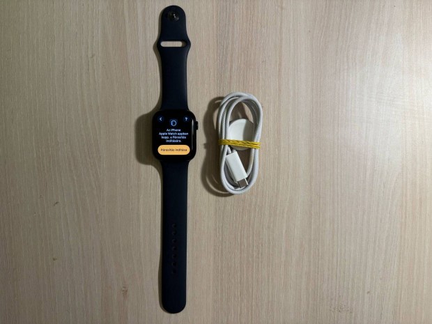 Apple Watch Series 7 45mm Cellular Okosóra Újszerű Fekete Garis !