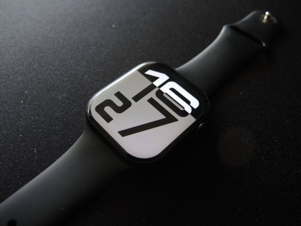 Apple Watch Series 7 okosóra