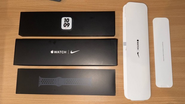 Apple Watch Series 7 x Nike