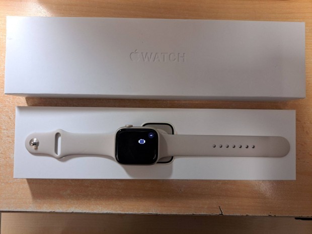 Apple Watch Series 8 45mm Okosra jszer Starlight Garis 100% akku !