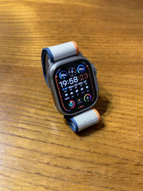 Apple Watch Ultra 2 - jszer llapot! Extrkkal! 1 v garancival!