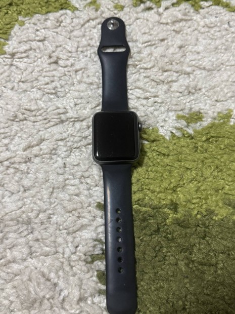 Apple Watch ~ Series 3 - 42mm