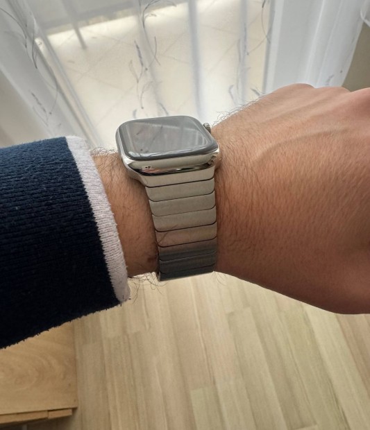 Apple Watch rozsdamentes acl fmszj (Apple)