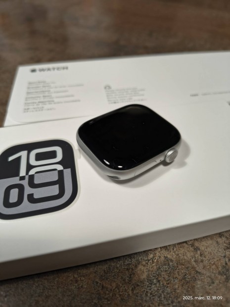 Apple Watch series 10 LTE 46 mm alu garancilis elad 