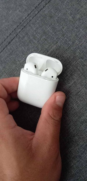 Apple air pods fll hallgat 