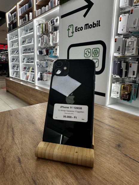 Apple iPhone 11 Kártyafüggetlen 128 GB, 12 hó garancia