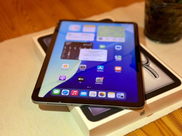 Apple ipad Air 7, 128Gb, M3 chip, új, 11' 1 év apple garancia, Space G