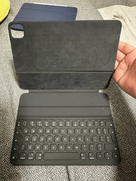 Apple ipad Pro 11inch keyboard folio