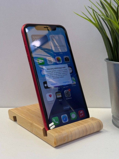 Apple iphone 11 128GB Kártyafüggetlen Használt 12 Hónap Garancia