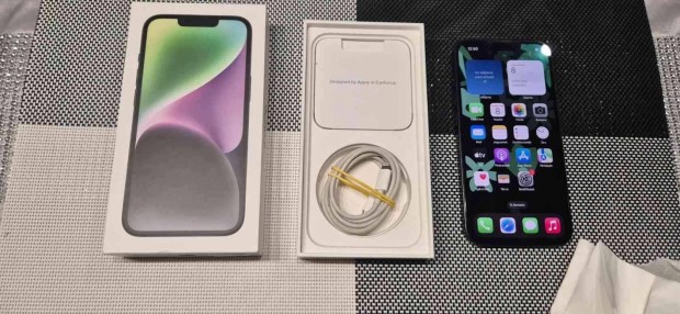 Apple iphone 14 Független Újszerű Midnight Garival !