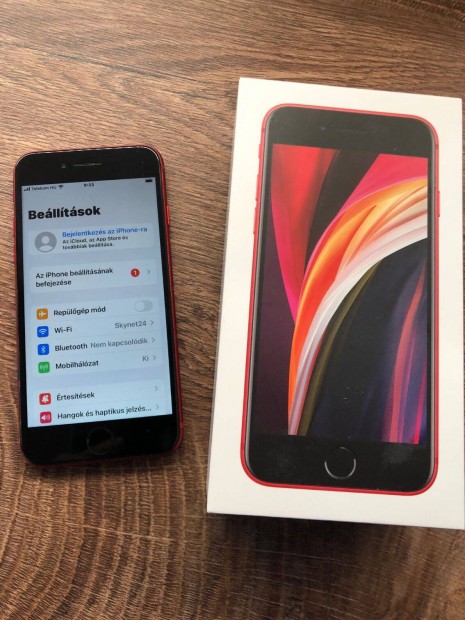 Apple iphone 2020 SE RED fggetlen elad (szlltssal is)