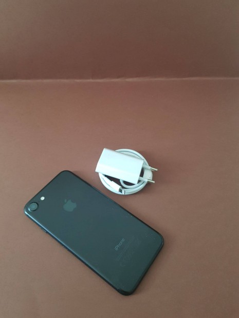 Apple iphone 7 128GB Krtyafggetlen fekete szn j llapot mobiltel