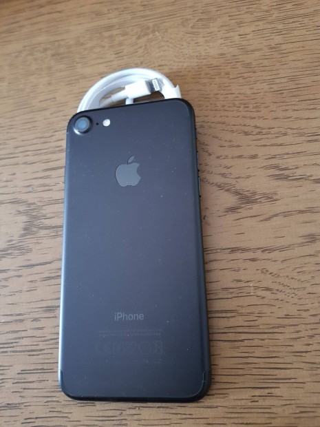 Apple iphone 7 32GB Krtyafggetlen fekete szn j llapot mobiltele