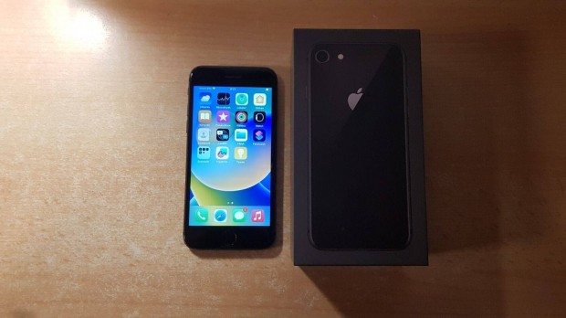 Apple iphone 8 Fggetlen Space Gray Gari 100%-os aksival !