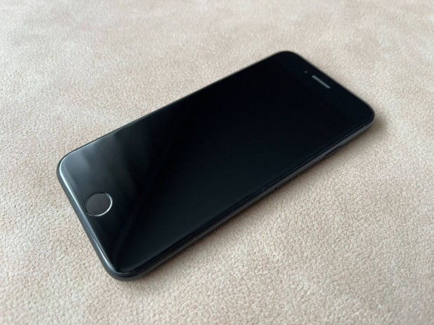 Apple iphone SE 2020 128GB Black makultlan szp llapotban