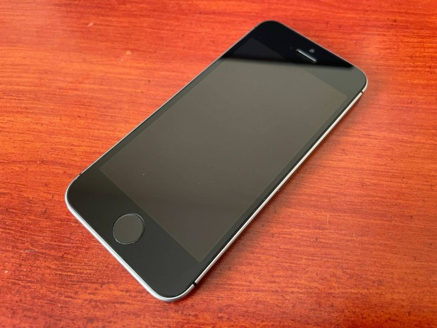 Apple iphone SE 32gb black asztroszrke hibtlan karcmentes llapotban