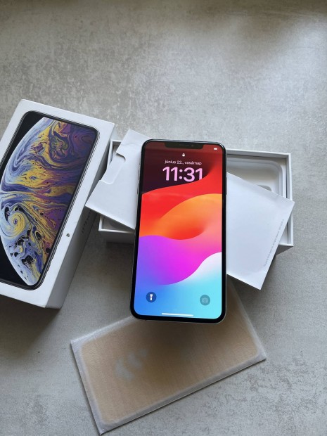 Apple iphone XS Max 64 GB - Ezüst