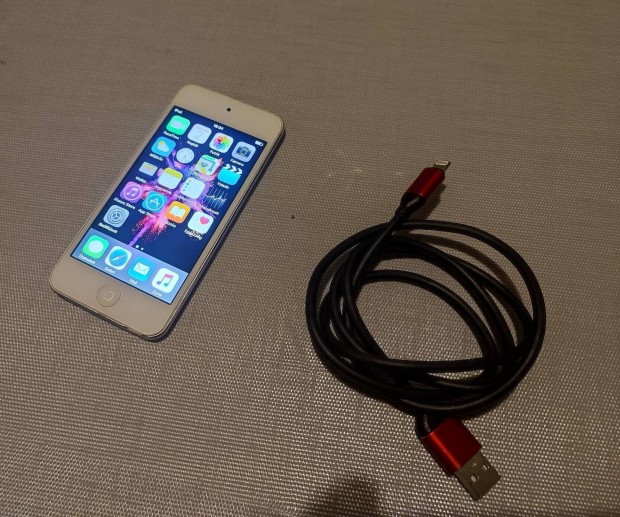 Apple ipod 5 64Gb elad 