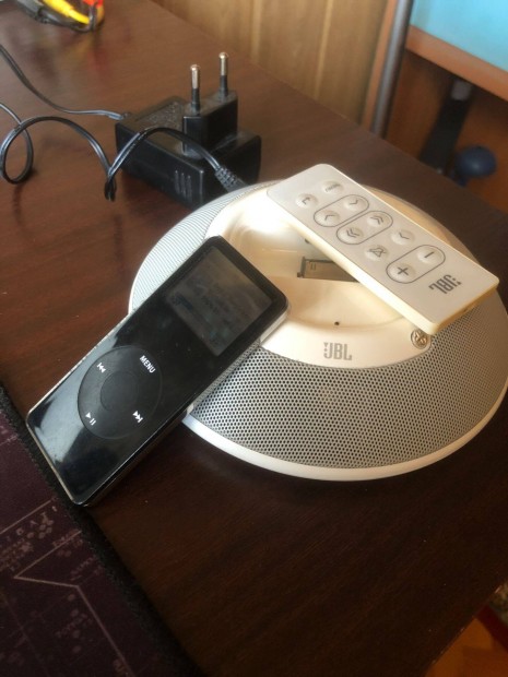 Apple ipod+JBL dock