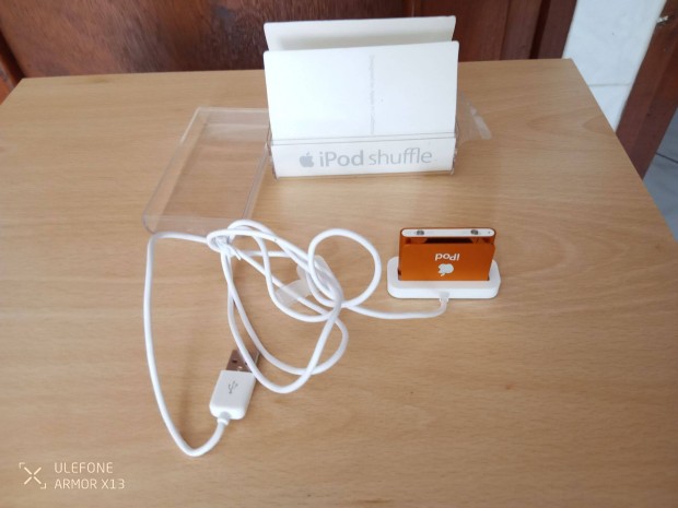 Apple ipod Shuffle 1GB Jukebox Orange Zene Lejtsz