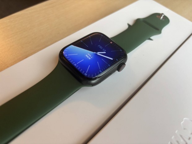 Apple iwatch 7 45mm + cellular