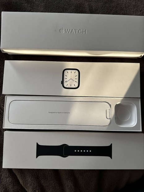 Apple watch 7 - fekete 45mm - csak doboz
