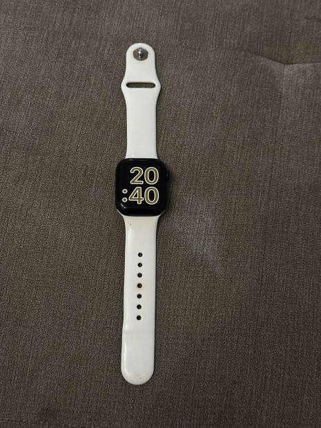 Apple watch S7 41mm black kitn llapotban ajndk szjjakkal