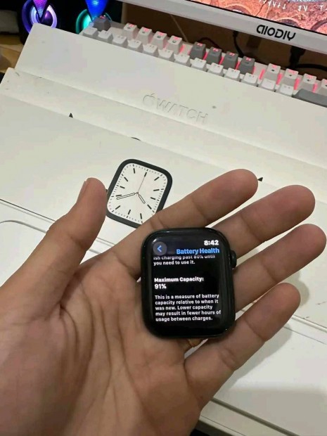 Apple watch okosra series 7 45mm jfekete