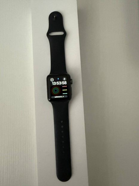 Apple watch series 3 38mm Space Gray aluminium Black sport szíj