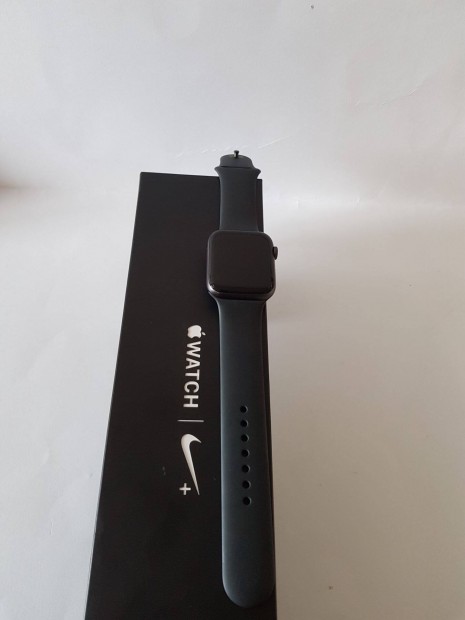 Apple watch series 4 44mm black fekete srls mentes okosra elad!